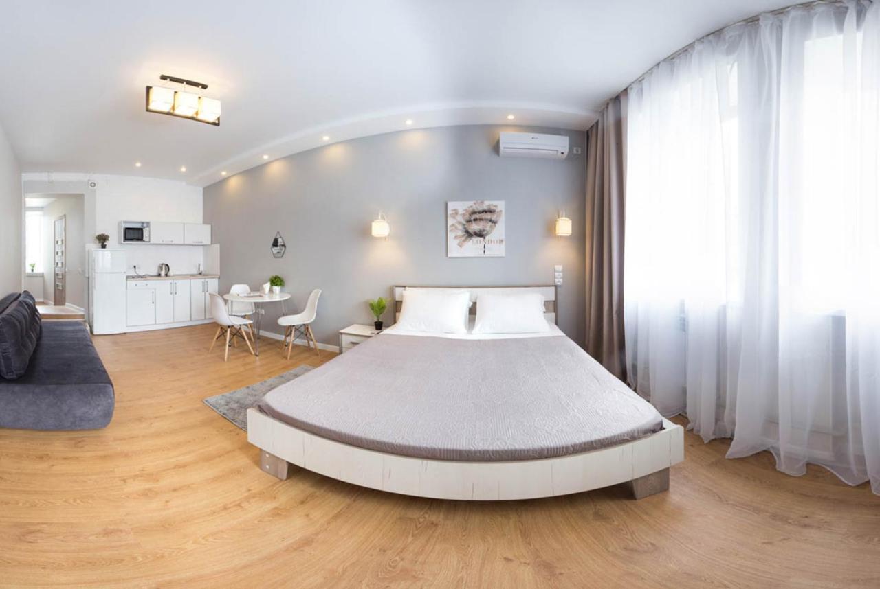 Lux Studio Near Metro Yaroslava Mudroho, Universytet - Chernyshevska Str 95-4 Jarkov Exterior foto